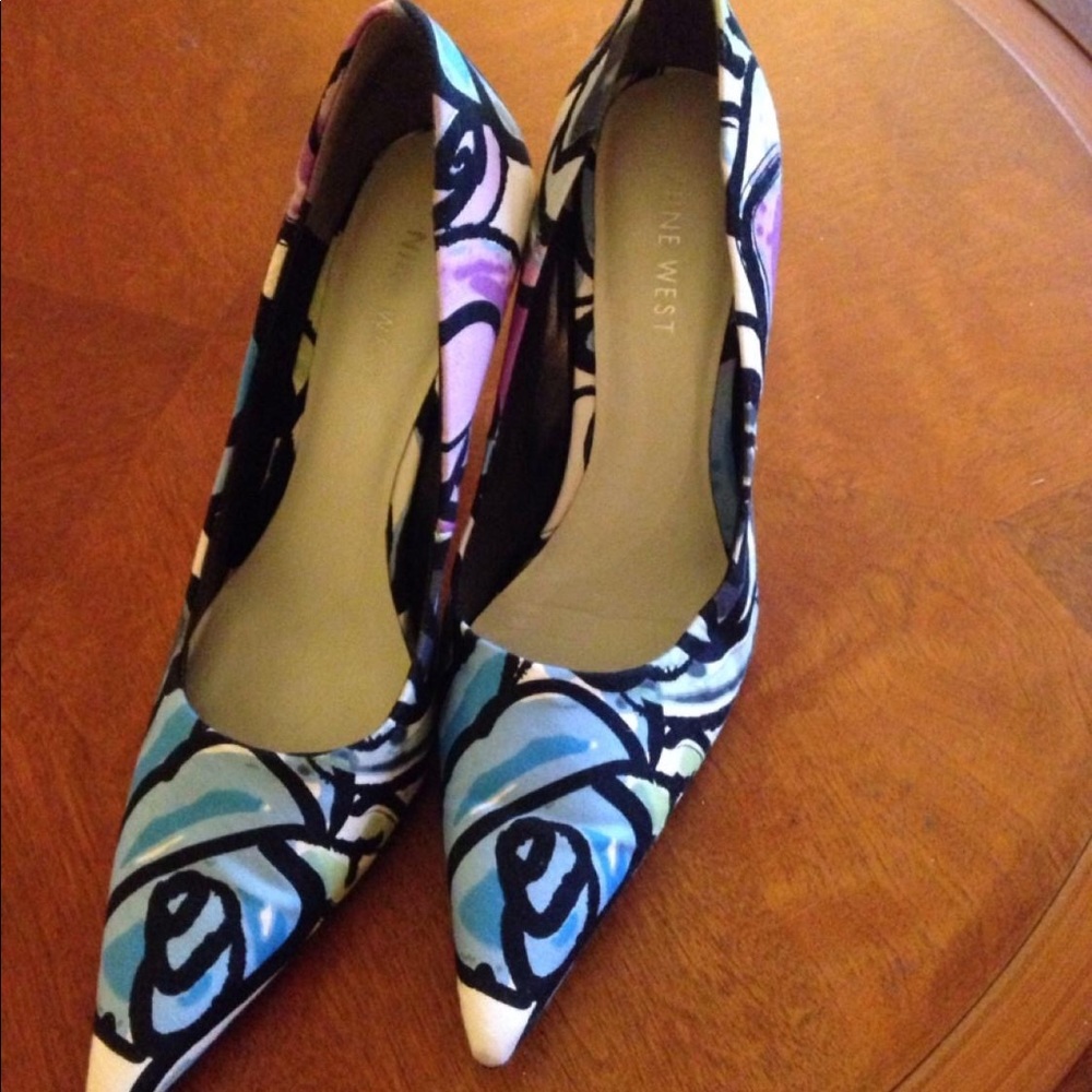 Nine West heels - Picture 1 of 2